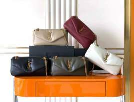 Picture of Saint Laurent Handbags _SKUfw231080585fw